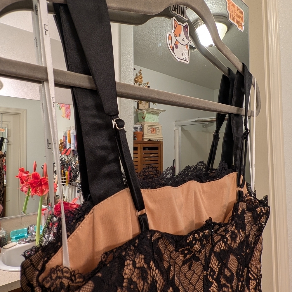 NWT Lulu's Classy Flirtation Black And beige Bustier Maxi Dress Size Small - Picture 13 of 16